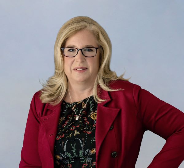 headshot of mortgage advisor